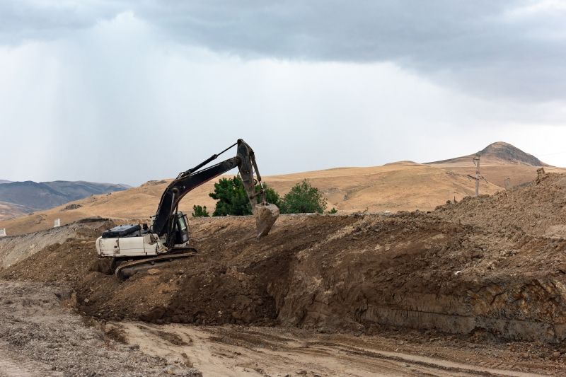 Earthmoving Service detail
